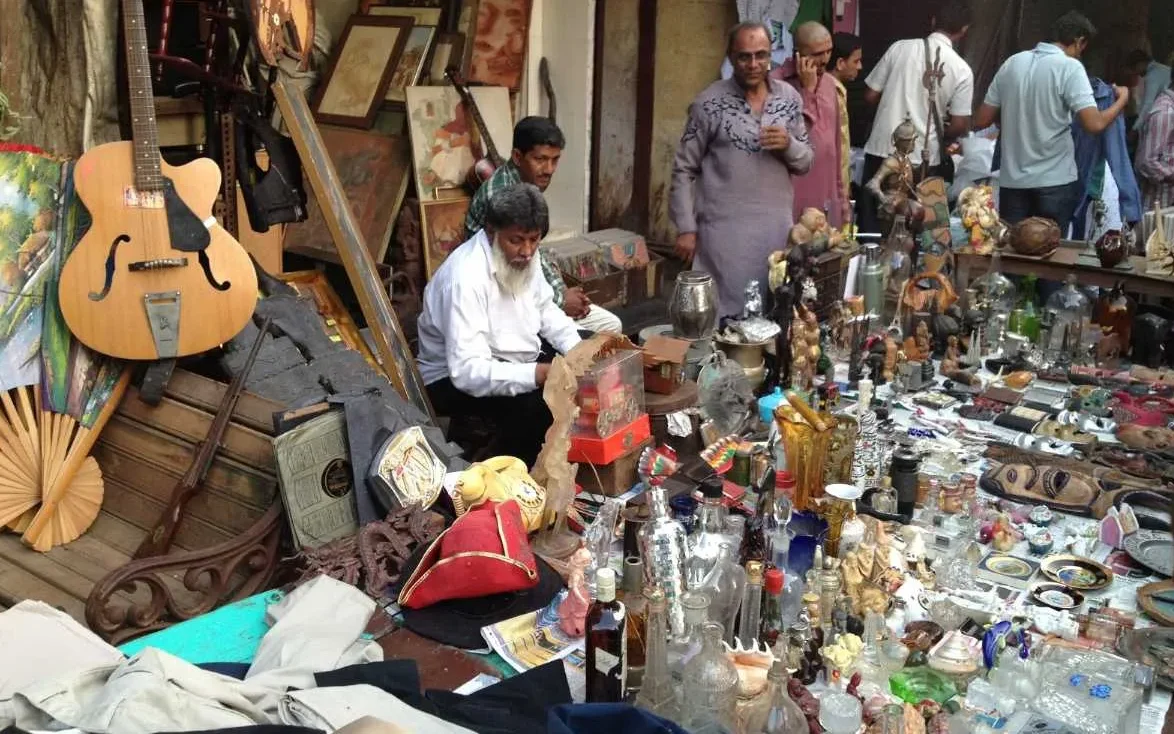 Explore The Best Market In Delhi: Chor Bazaar 2024